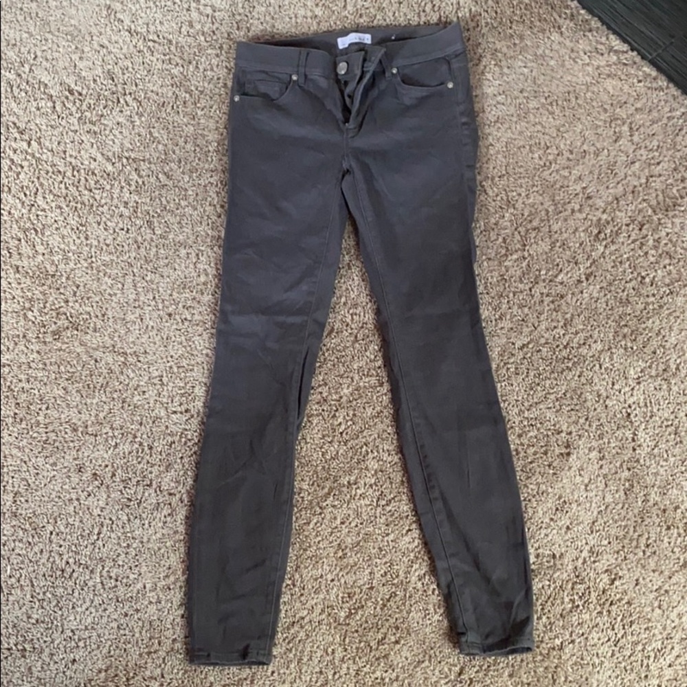 Gray skinny jeans